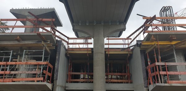 PARKING DE LA GARE- THONON-LES-BAINS (74)