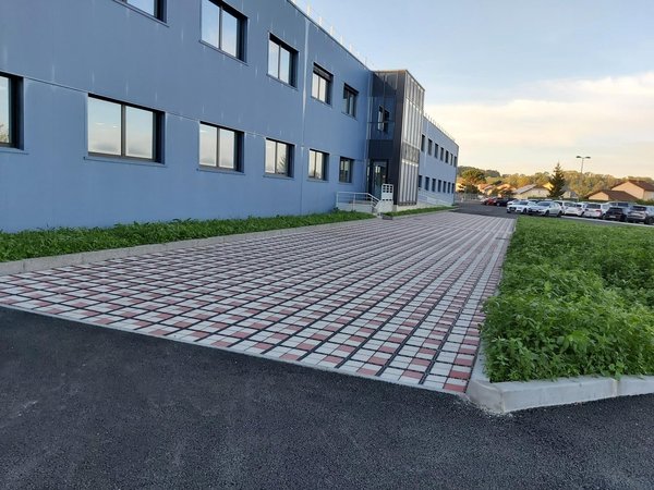 BUREAUX PASQUIER - Charancieu (38)